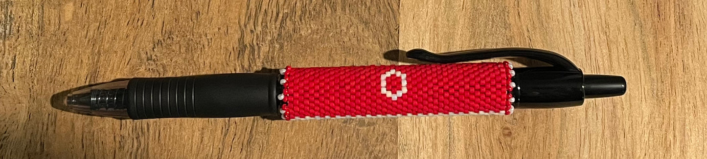 “O Canada” Hand Beaded Pen Wrap with Picot Edging (pen not included)