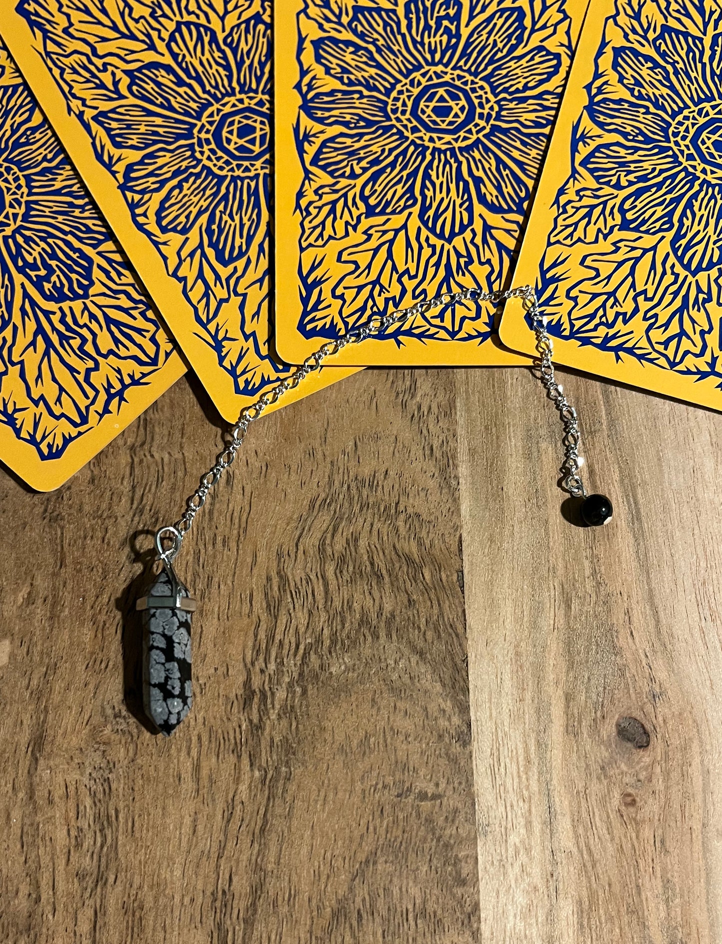 "Light and Shadow" Snowflake Obsidian Divination Dowsing Pendulum